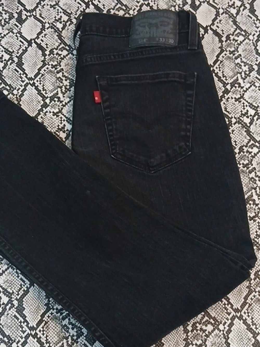 Levi's Men's Straight Fit Straight Leg Black Dark Wash Denim Jeans 5-Pocket